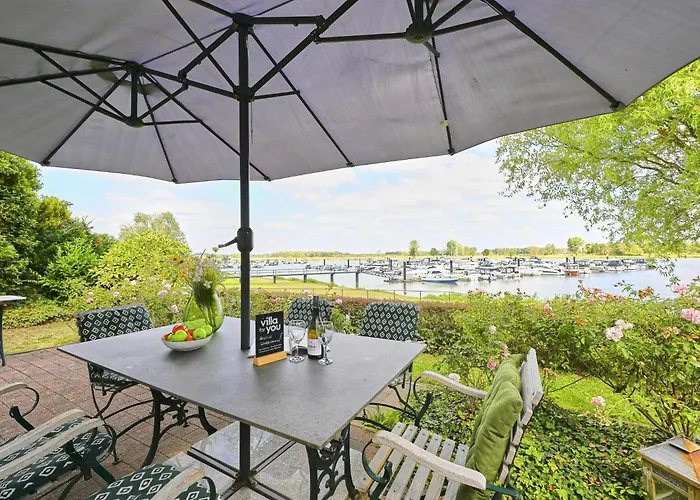 Rose Garden بيت للعطل Stevensweert